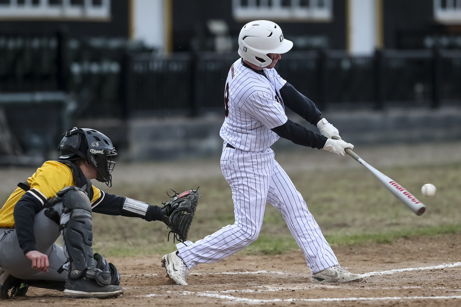 Neil Diamond now singing 'Sweet Caroline' at high school baseball fields