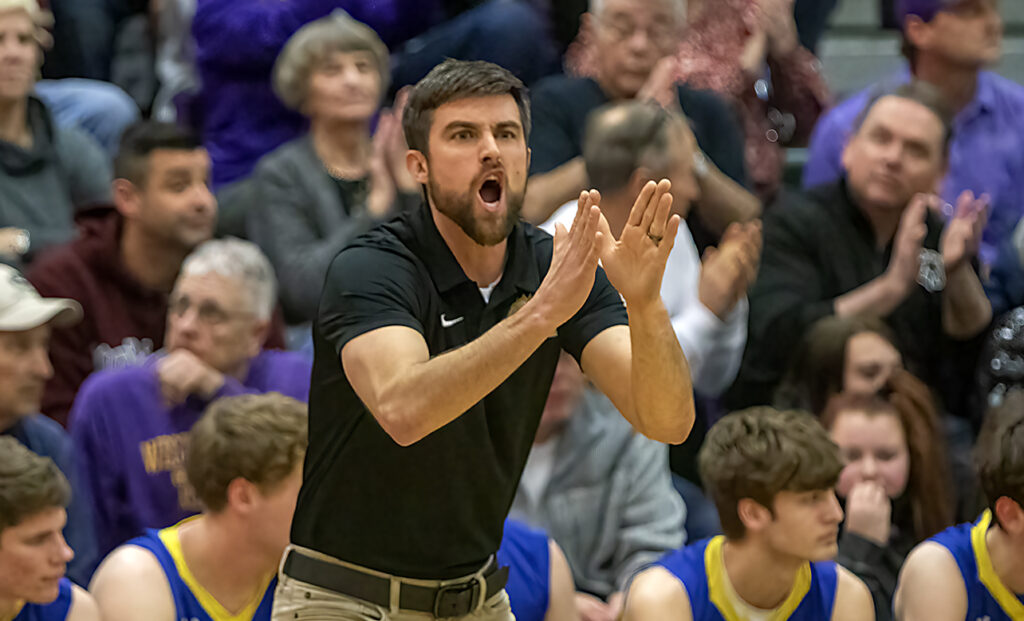 Southeastern defeats Peoria Christian 45-34 in the Class 1A Sectional title game on Friday, March 4, 2022 at Abingdon-Avon High School's Dunlap Gymnasium.
