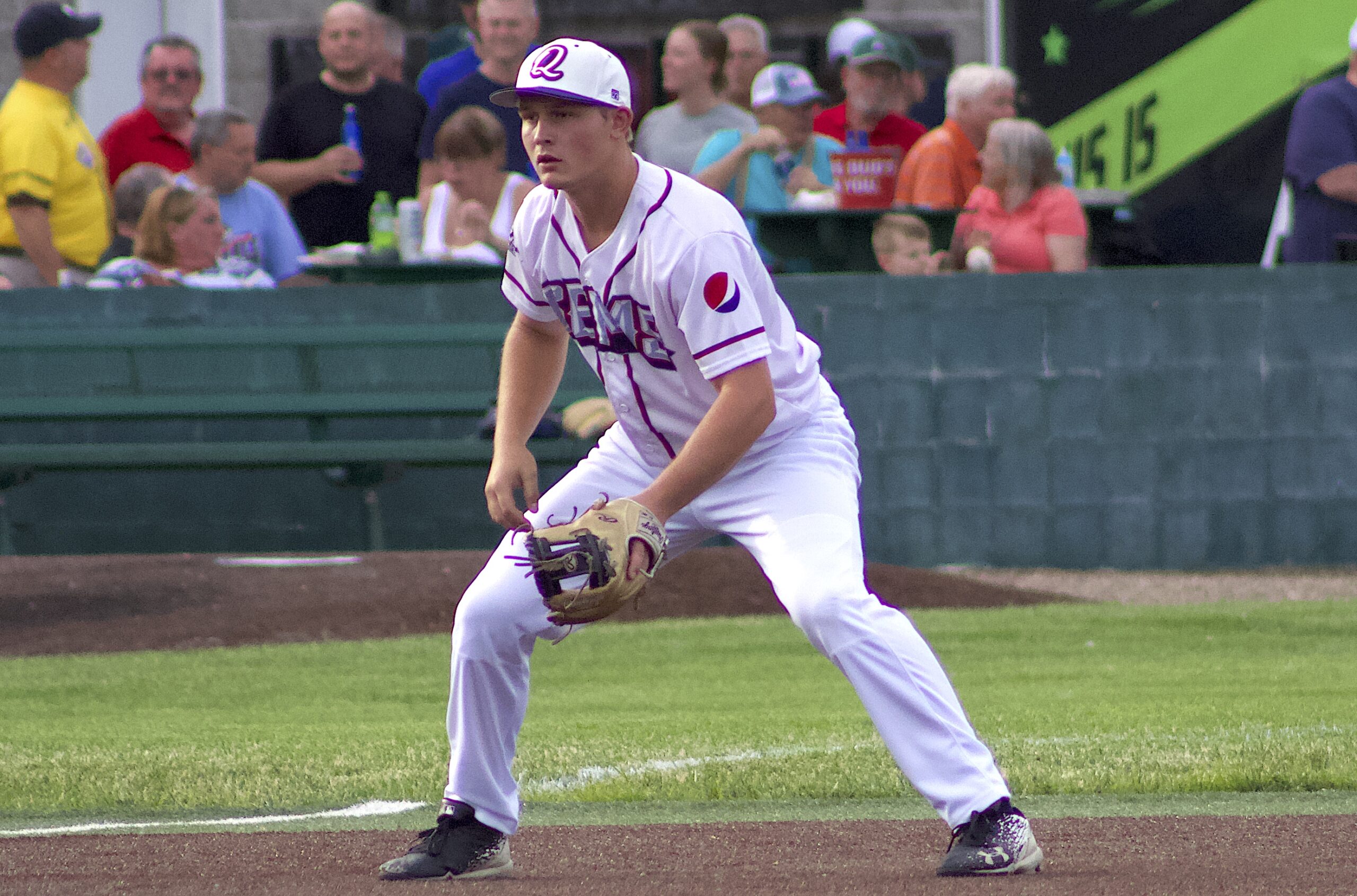 WholeHogSports - Keuchel tosses another gem