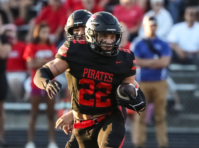 Williams, Pirates Uses Efficient Approach To Overwhelm Bulldogs In 