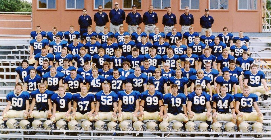 2004 Football Team Picture copy