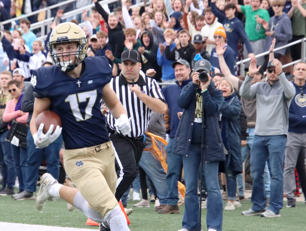 Photo gallery: QND fights to overcome first-half deficit, falls