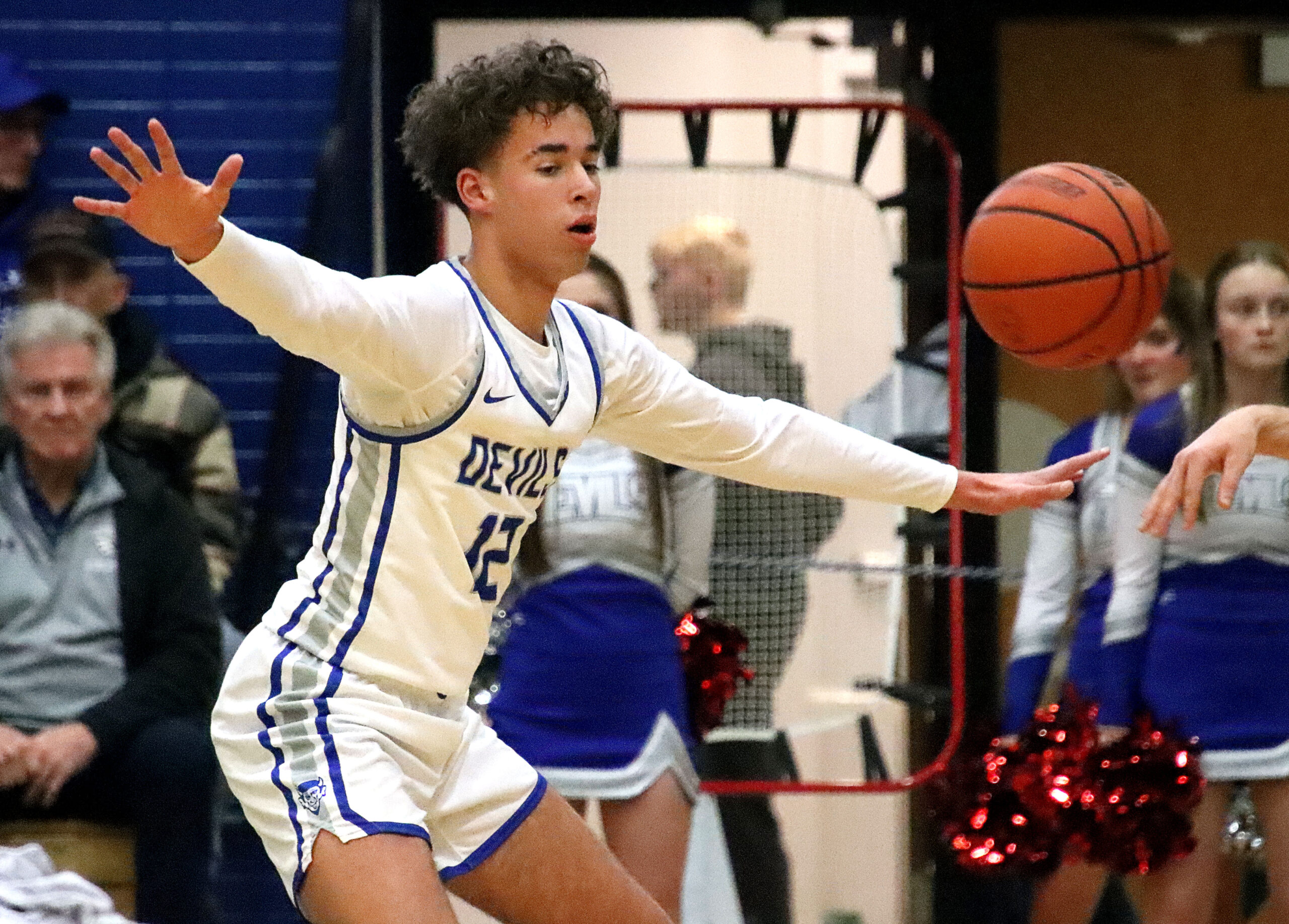 QHS's Longcor receives IBCA firstteam allstate plaudits, Thomas earns