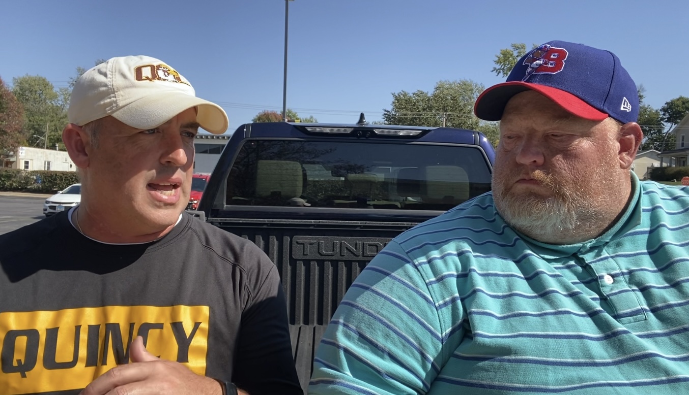 Schuck on a Truck: QU men’s basketball coach Brad Hoyt discusses start of preseason practices – Muddy River Sports