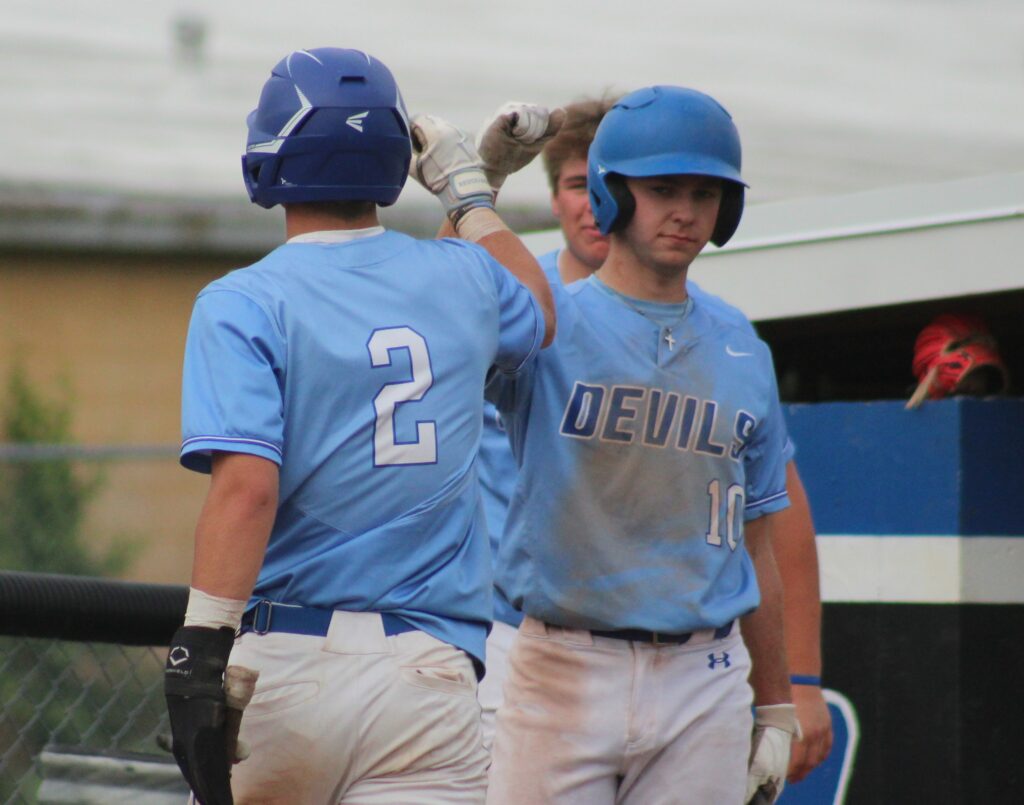 15IMG_3579 (Parkhill congratulating Routh after Routh scored)